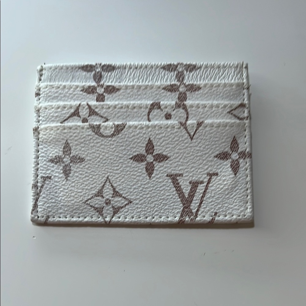 Louis Vuitton White and Brown Card Holder